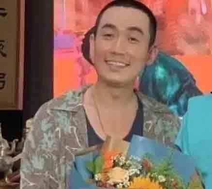 日本吃瓜剧照,吃瓜剧照揭秘幕后真相